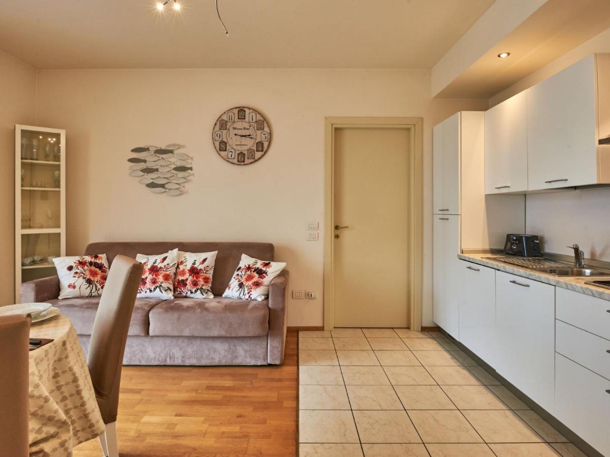 Apartment Angela By Interhome Sirmione Bagian luar foto