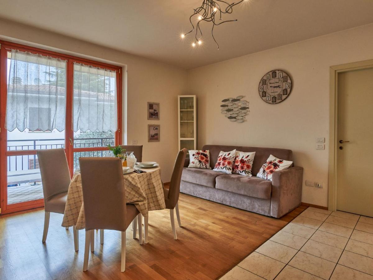 Apartment Angela By Interhome Sirmione Bagian luar foto