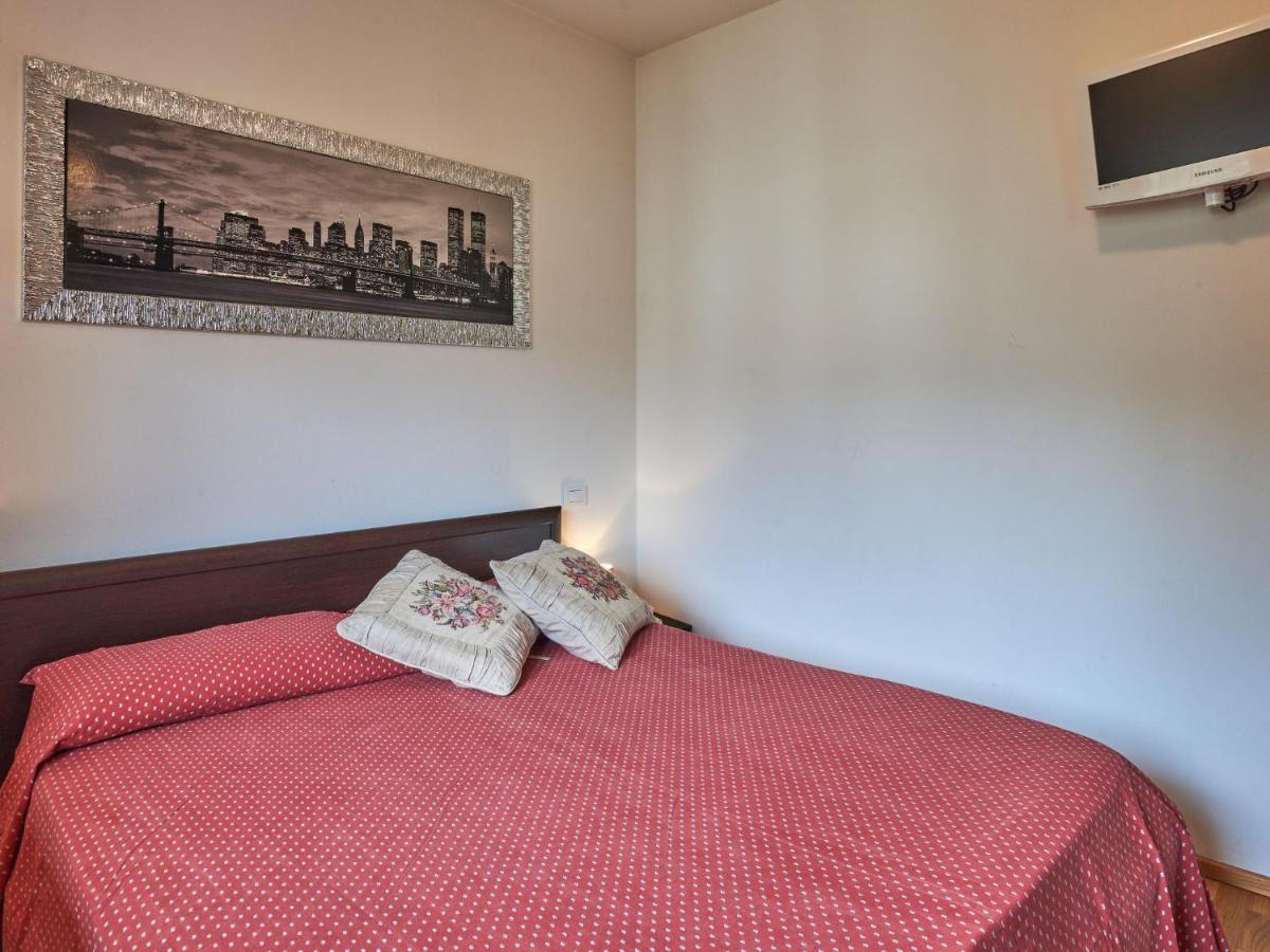 Apartment Angela By Interhome Sirmione Bagian luar foto