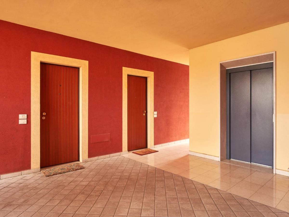 Apartment Angela By Interhome Sirmione Bagian luar foto