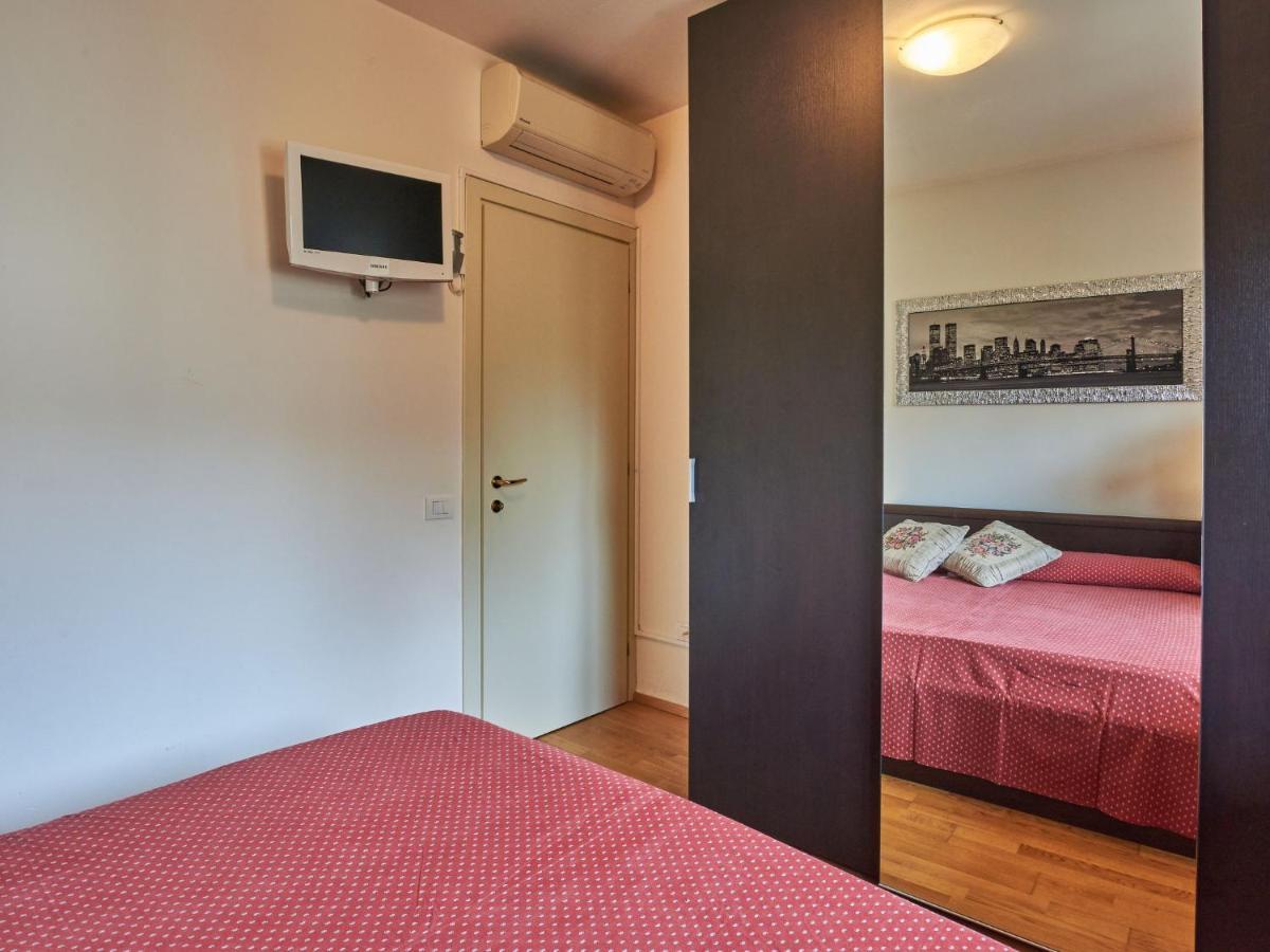 Apartment Angela By Interhome Sirmione Bagian luar foto